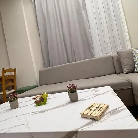 Rock - Cozy Close To The * Durrës